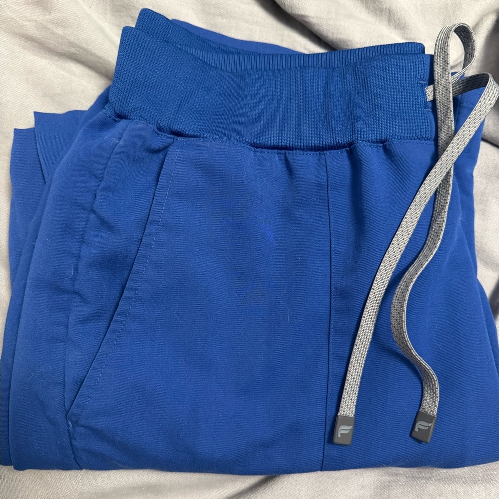 Fabletics Royal Blue Scrub Set - image 2
